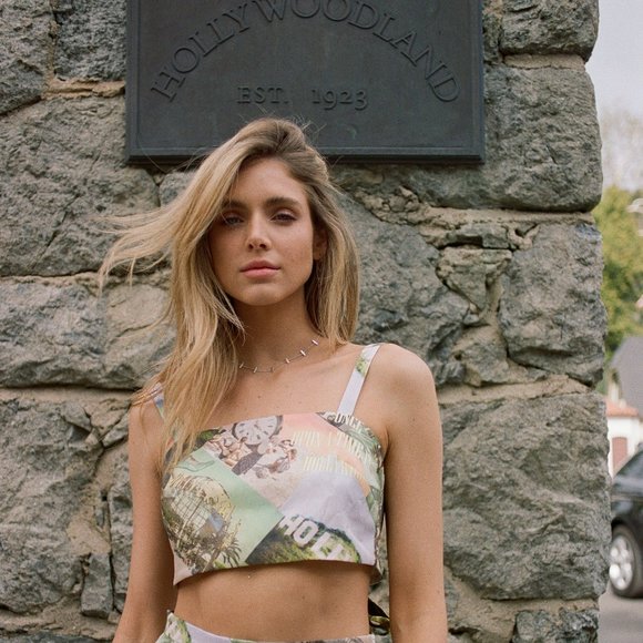 California Top / It’s Time To Vacay (FINAL NEW YEAR SALE) - Picture 2 of 3